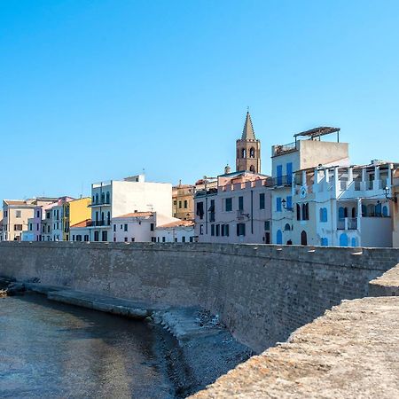 Carlo Alberto Apartment, Alghero Old Town, Near The Beach מראה חיצוני תמונה